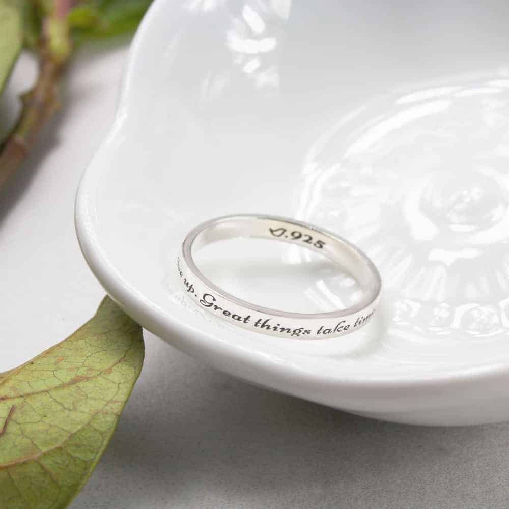 ENGRAVED DAINTY RING