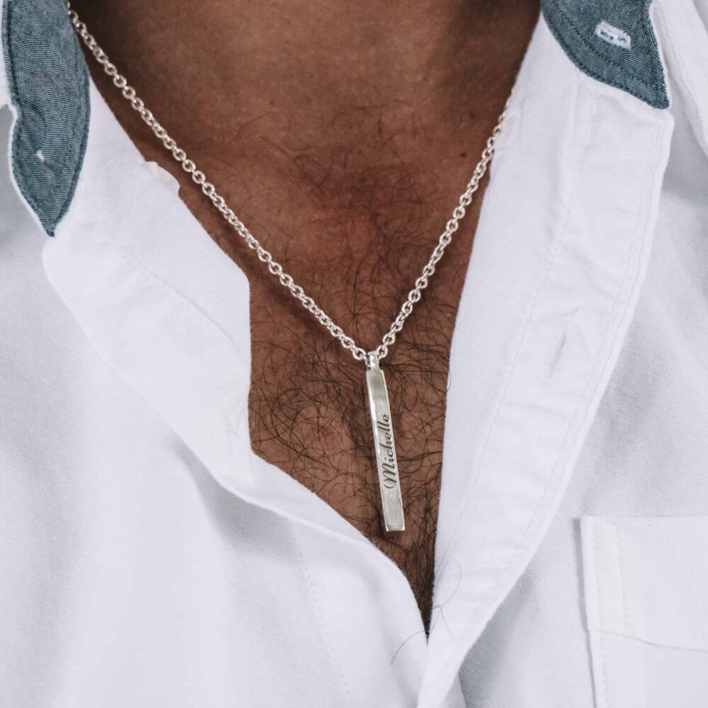 Four sided bar necklace