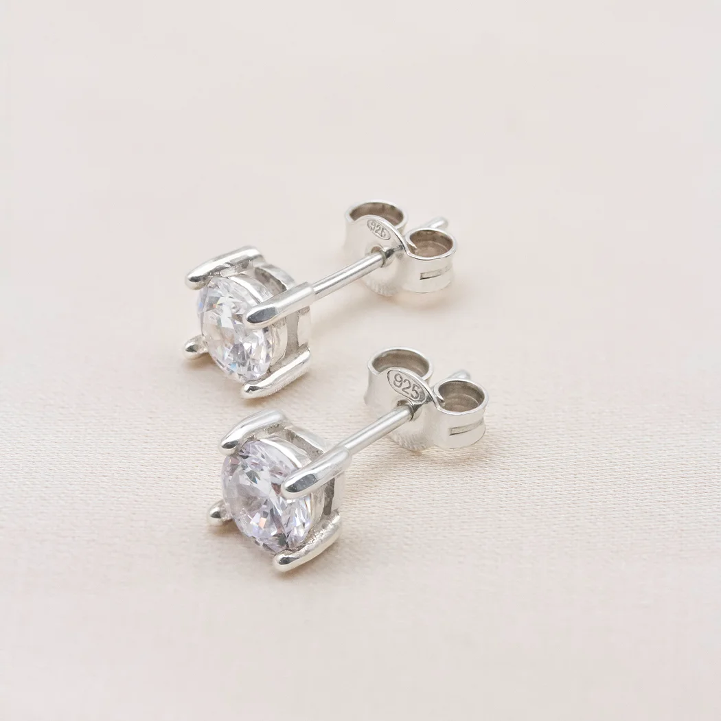 Round Moissanite Stud Earrings | Fast Delivery Crafted by Silvery