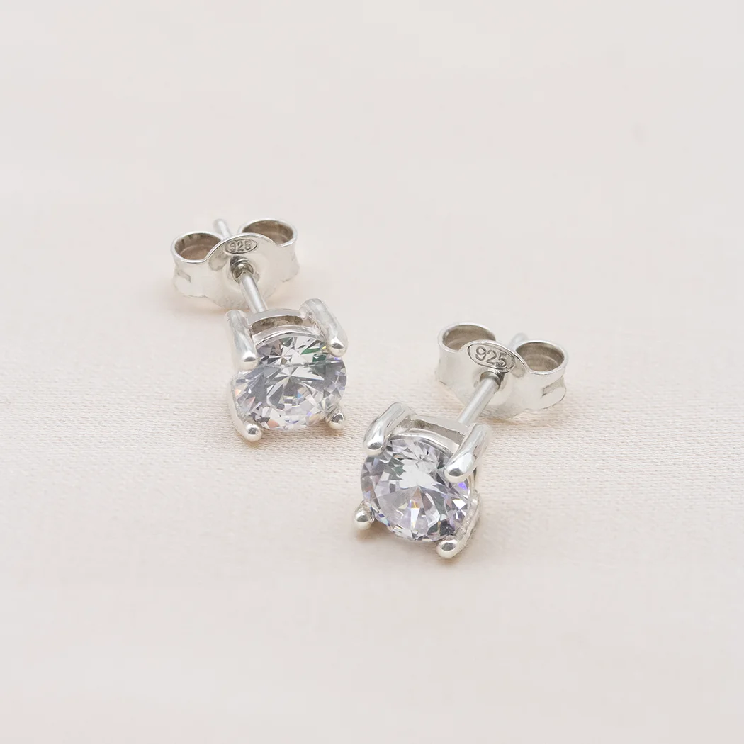 Round Moissanite Stud Earrings | Fast Delivery Crafted by Silvery